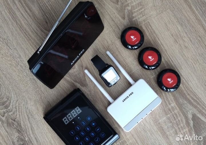 Кнопка вызова персонала, охраны в ресторане