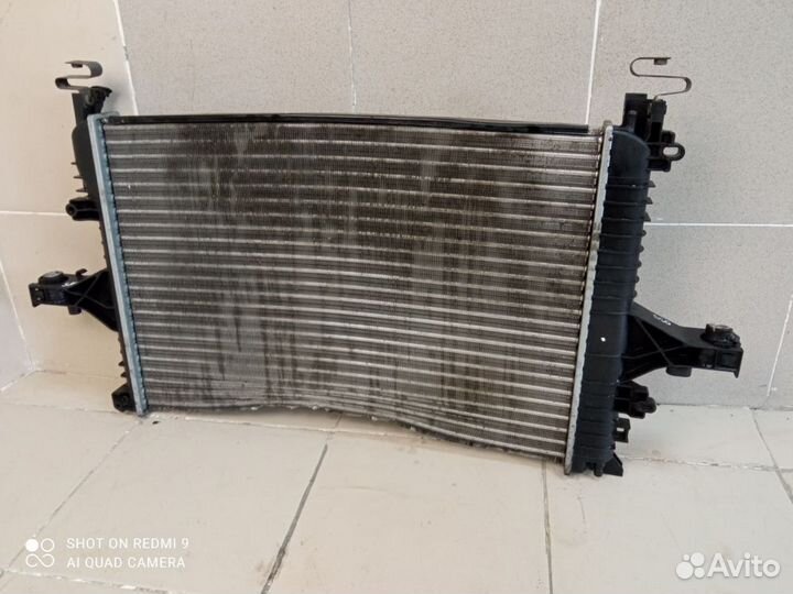 Радиатор охлаждения двс Volvo S80