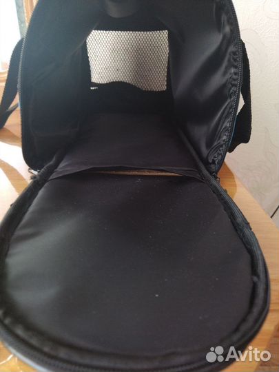 Переноска для кошек или маленькой собачки