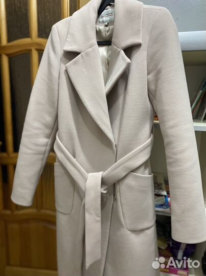 Пальто женское 42 44 бежевое