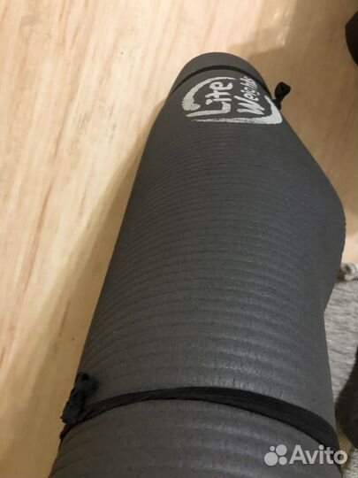 Коврик для йоги