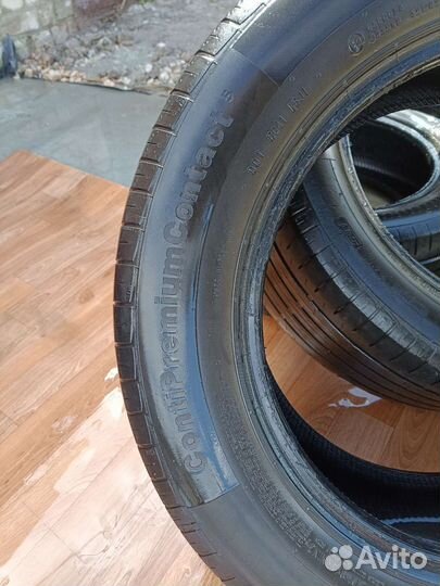 Continental ContiPremiumContact 5 SUV 225/60 R17 80S
