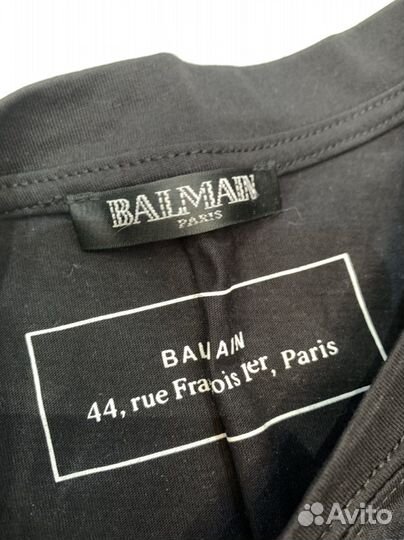 Новая черная футболка Balmain