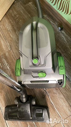 Пылесос Redmond RV-C333
