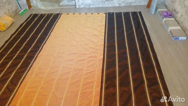 Продаю шторы для комнаты на люверсах