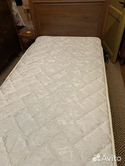 Кровать шатура односпальная с матрасом