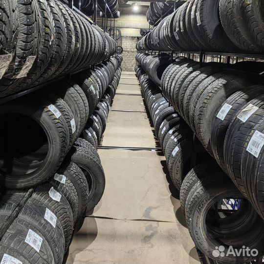 Bridgestone Dueler H/P Sport 215/60 R17 96H