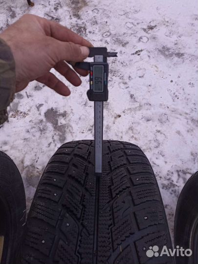 Kumho I'Zen RV Asymmetric 265/65 R17