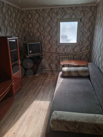 Комната 16 м² в 8-к., 2/2 эт.