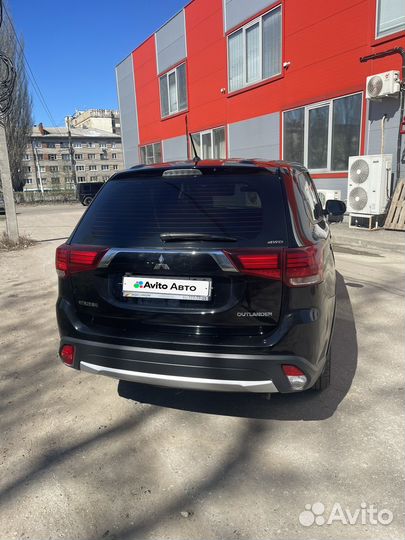 Mitsubishi Outlander 2.0 CVT, 2016, 230 000 км