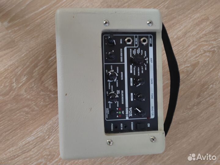 Гитарный комбоусилитель vox 3вт мини g2