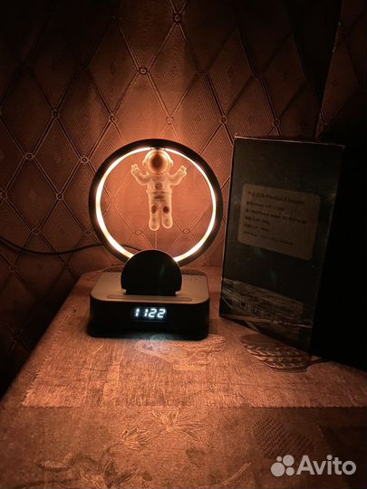 Ночник колонка беспроводная зарядка