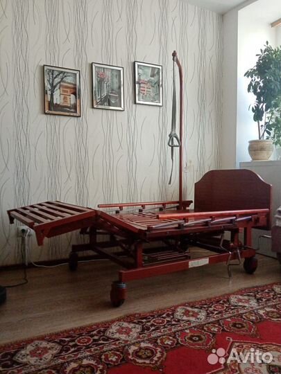 Медицинская кровать функциональная для лежачих бол