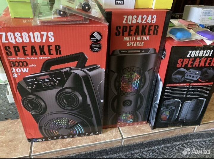 Sing-e ZQS6131 (12W, USB, FM rad, miSD, MI, AU