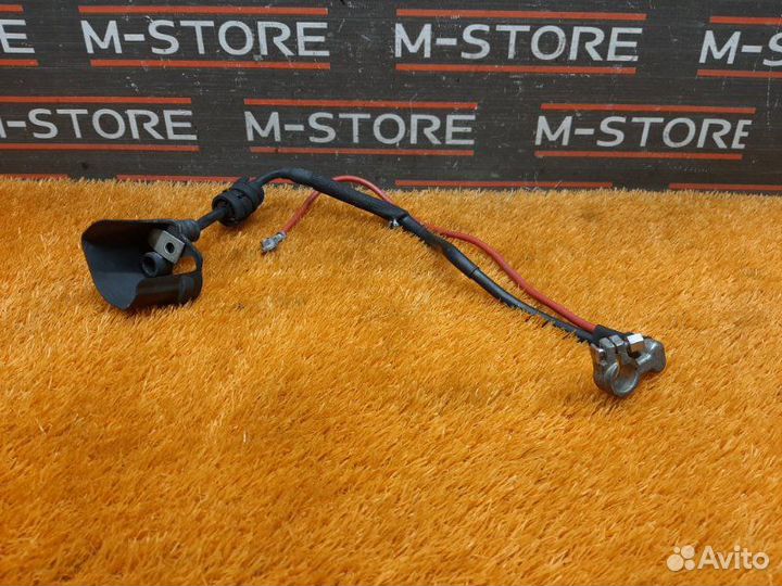 Клемма плюсовая Audi A3 8P caxc 2009