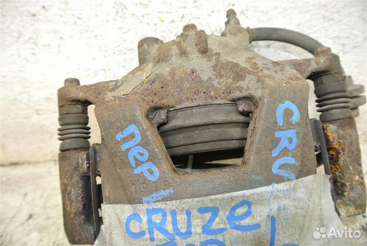 Суппорт передний левый Chevrolet Orlando 2011