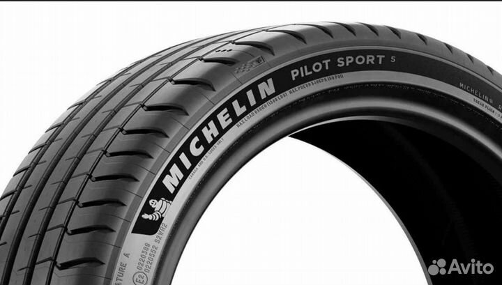 Michelin Pilot Sport 4 SUV 275/40 R21 107