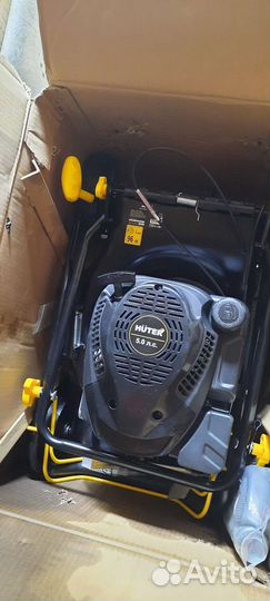 Газонокосилка новая Huter