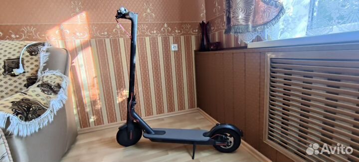Электросамокат xiaomi m365