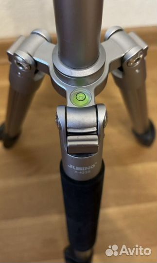 Штатив тринога jusino X-423S