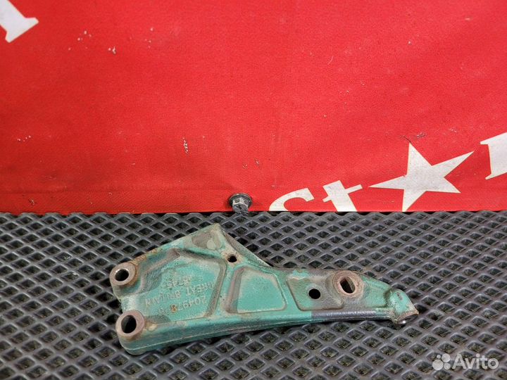 Кронштейн ролика натяжителя Volvo FH, Volvo FM