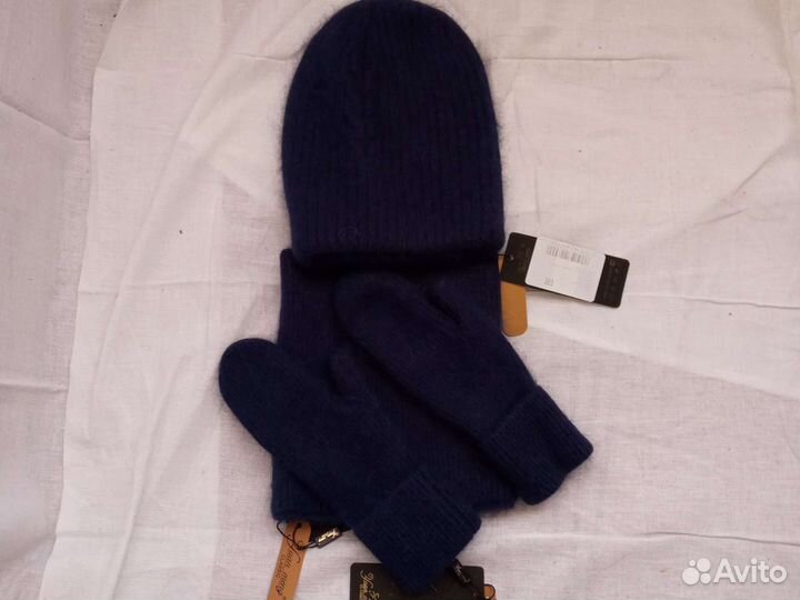 Комплект шапка и шарф женские