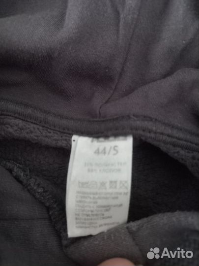 Укороченная толстовка