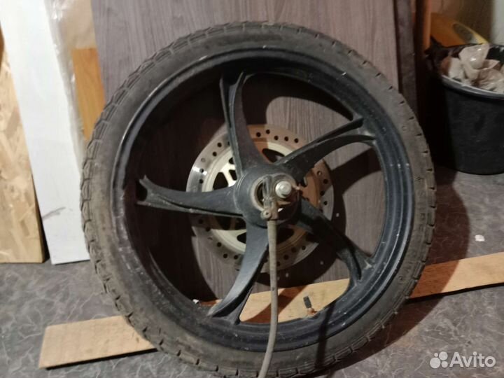 Переднее колесо на мотоцикл stels SB 200