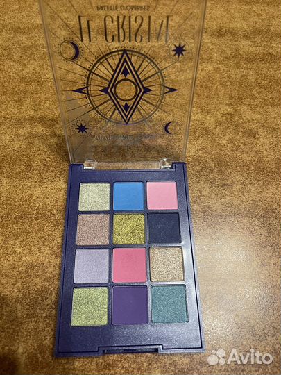 Палетка теней для глаз Vivienne Sabo