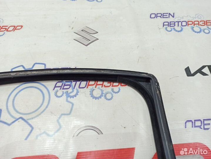 Форточка двери задняя правая Skoda Octavia A5 1.6