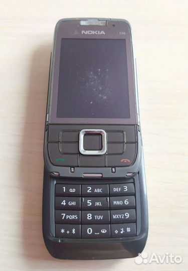 Телефон Nokia Е66 slider