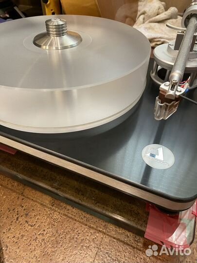 Проигрыватель винила Clearaudio Perfomance Magnum