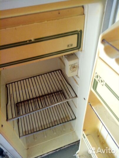 Холодильник бу маленький