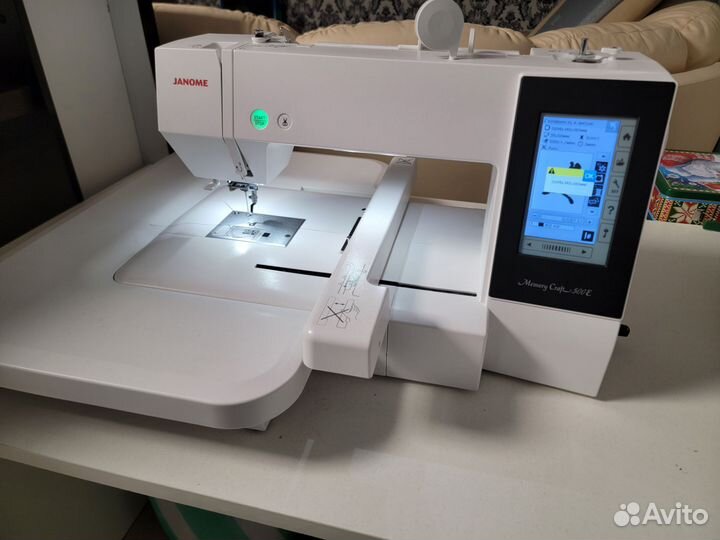 Вышивальная машина Janome Memory craft 550e