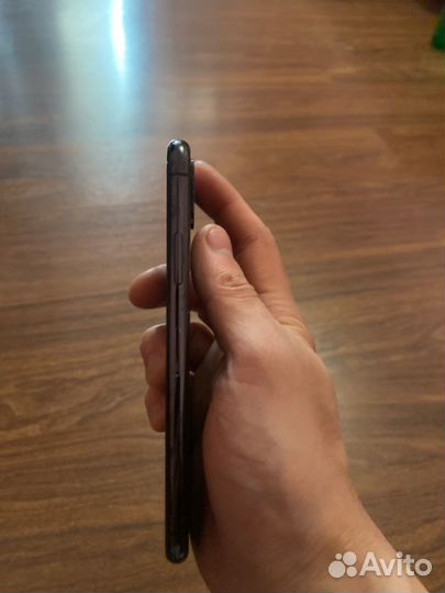 iPhone X, 64 ГБ
