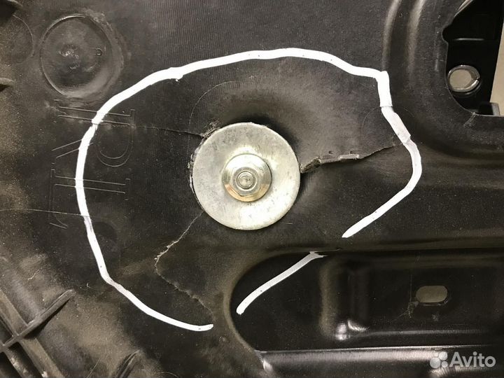 Стеклоподъемник электр. задний левый CX 5 2012