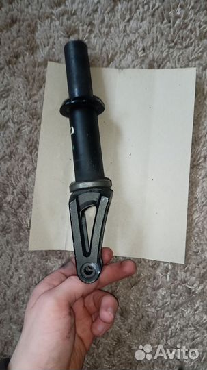 Вилка для трюкового самоката