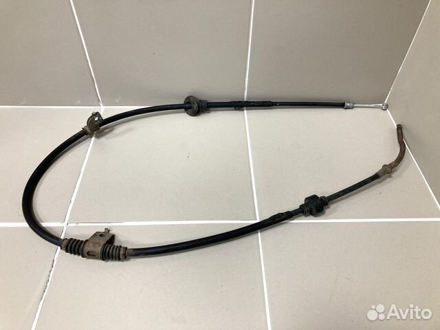 Трос ручника правый Mitsubishi Lancer 10