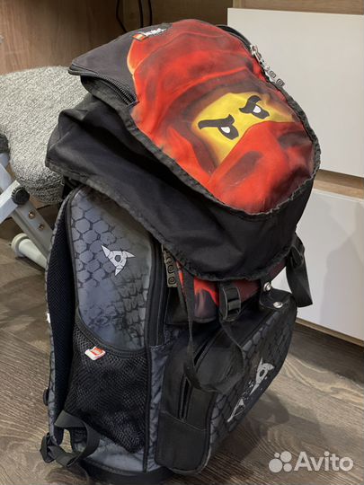 Рюкзак школьный для мальчика lego красный