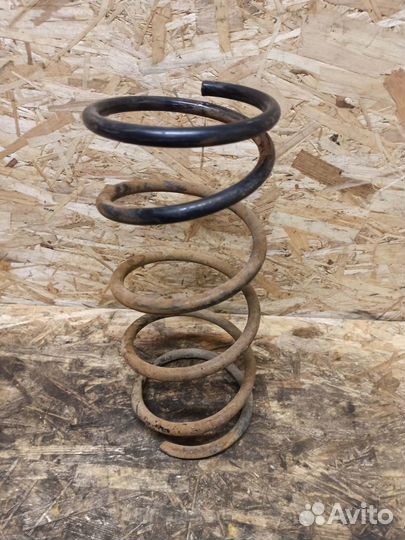 Пружина передняя Nissan Almera N15