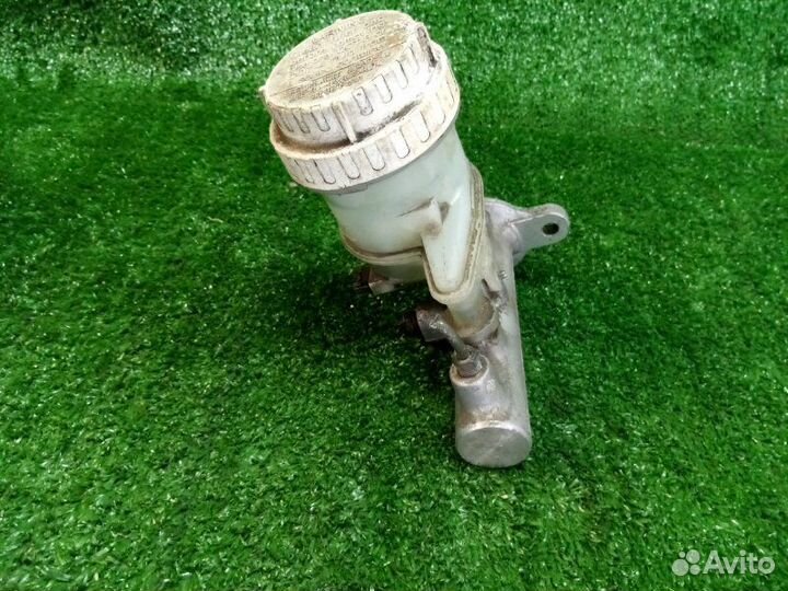 Главный тормозной цилиндр Mitsubishi Galant EA7A