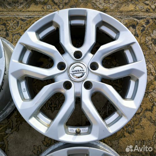 Литые диски r16 5x114.3 Nissan Renault