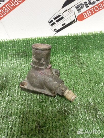 Корпус термостата Toyota Camry SV20 1SI