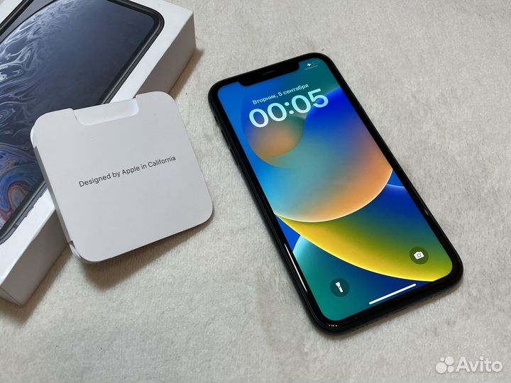 iPhone XR 128GB Black (черный)