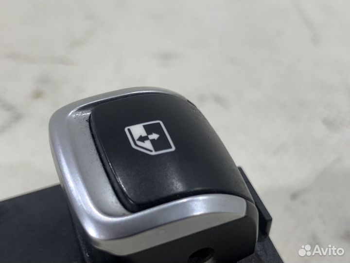 Блок кнопок передней правой двери KIA K5 DL3