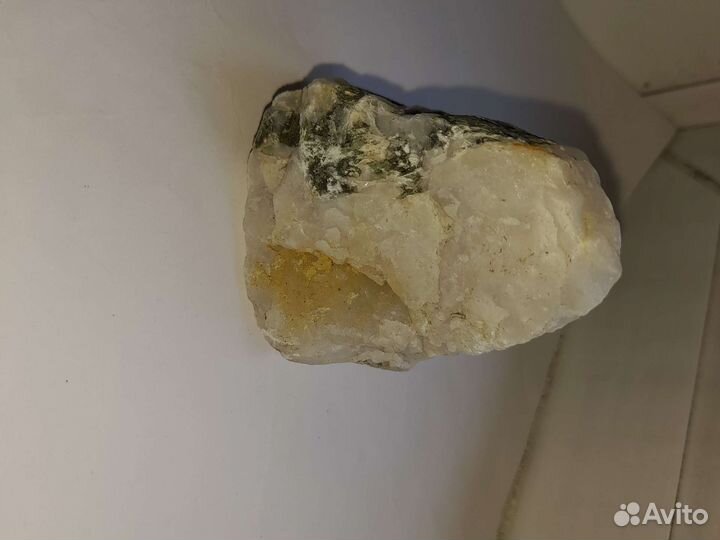 Красивый камень