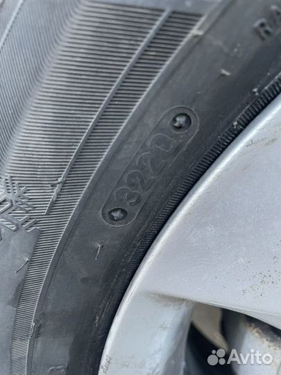 Triangle PL02 215/55 R17