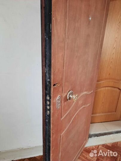 Дверь входная металлическая