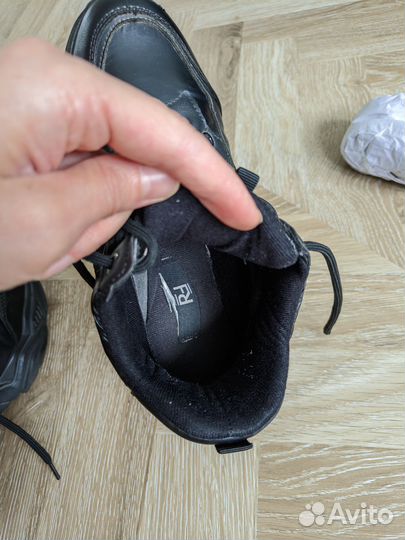 Кроссовки для девочки 37