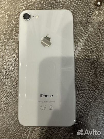 Телефон iPhone 8 64 gb